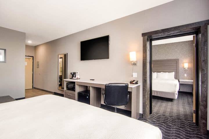 Room 19 of 49