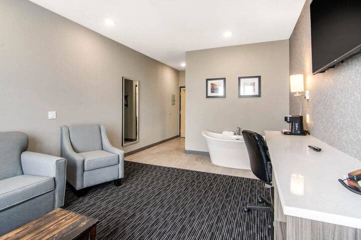 Room 20 of 49